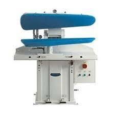 I vestiti automatici del vapore verticale premono la macchina 220V